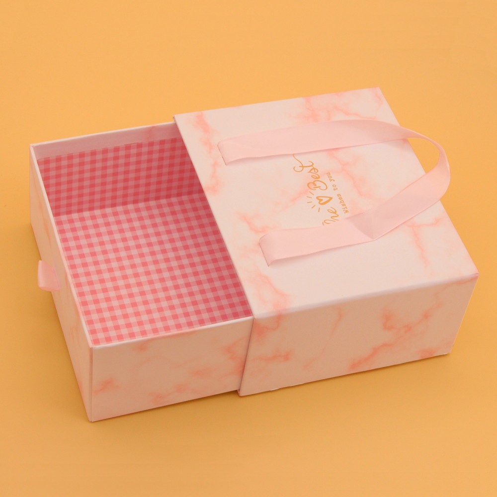 Schubladenbox aus rosafarbenem Marmor mit Bandgriff