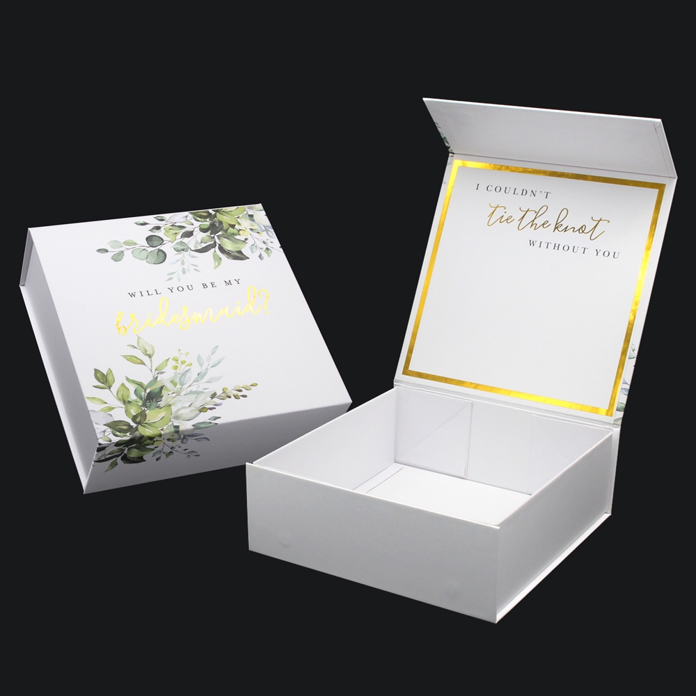 Empty wedding gift packaging box