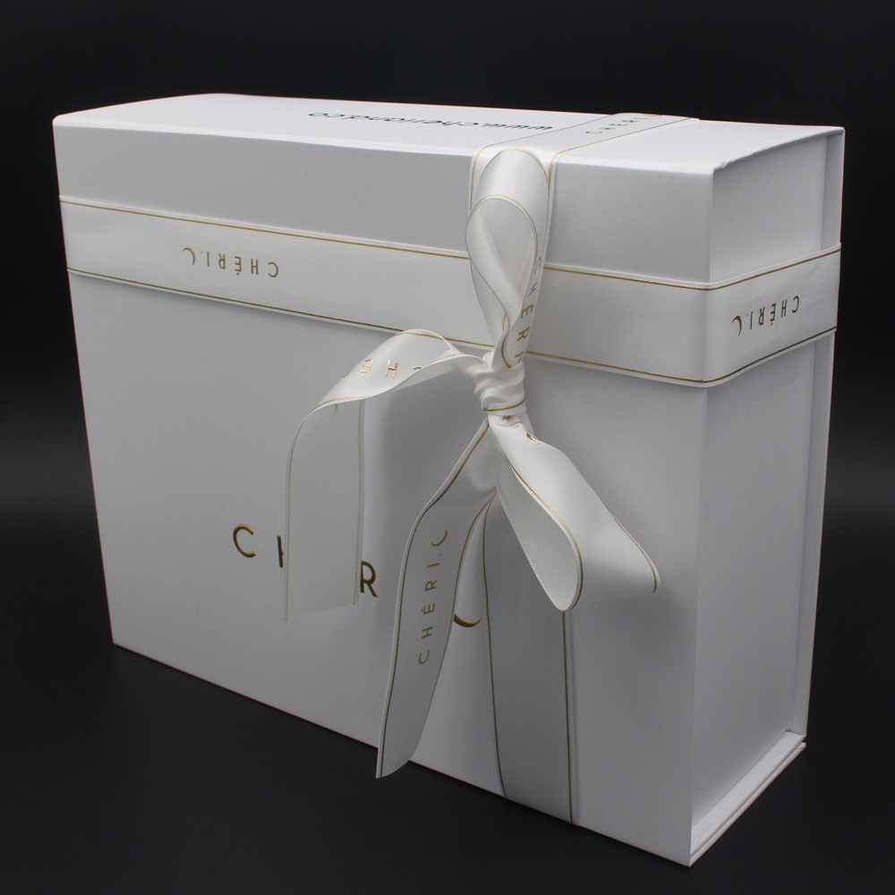 Luxury Custom Paper Gift Box For Evening Dress Packaging