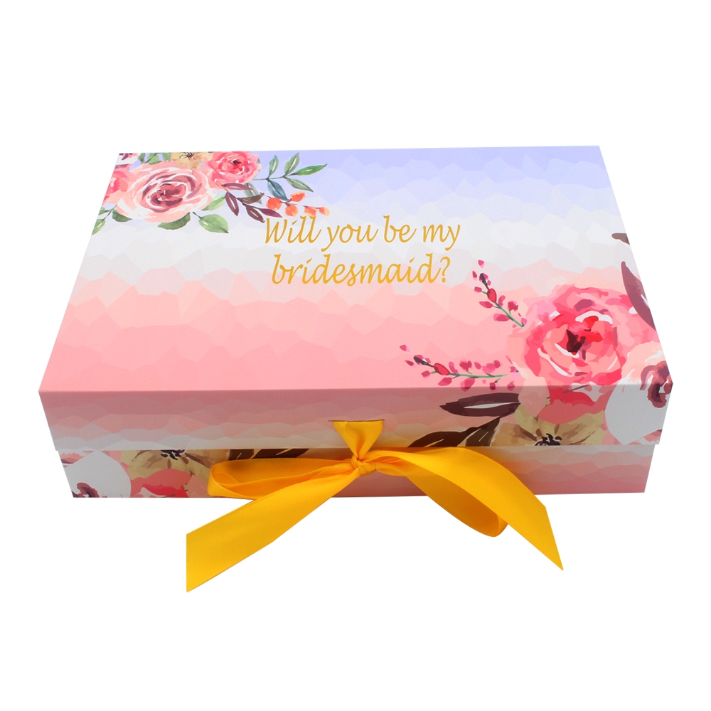 Cajas de embalaje vacías para regalos nupciales.