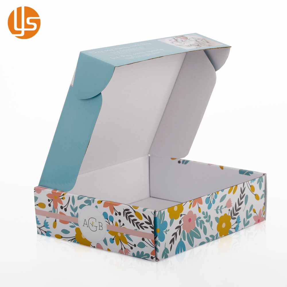 Packaging boxes for clothing