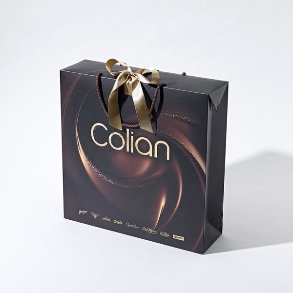 Coffret cadeau en carton ivoire avec poignée en ruban