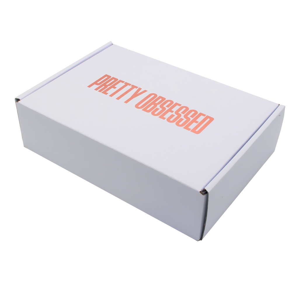 Custom logo and color mailer box