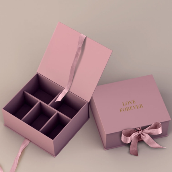 Coffret cadeau magnétique personnalisé avec compartiments